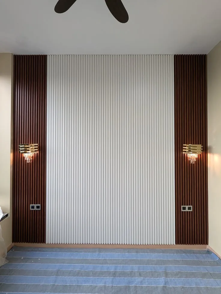 Fluted wall panel in white and brown with wall lights